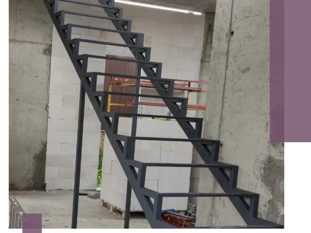 Демонтаж металлических лестниц в Белове быстро и безопасно