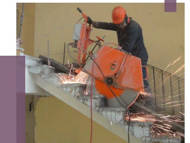 Демонтаж бетонных лестниц в Белове от 4887 руб. за м2 | ПРОЛЁТ-Блв