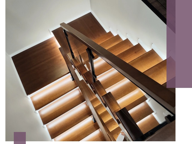 Изготовление П-образных лестниц под ключ в Белове