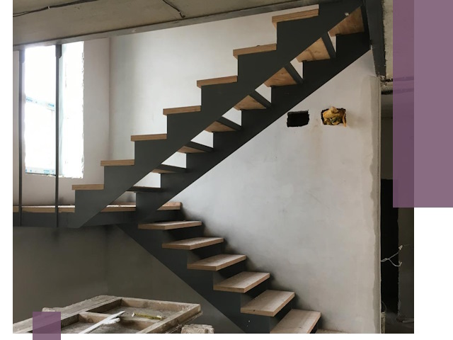 Изготовление лестниц на металлокаркасе в Белове от производителя