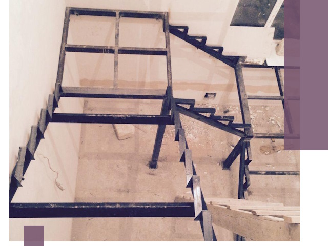 Монтаж лестниц на металлокаркасе в Белове быстро и качественно