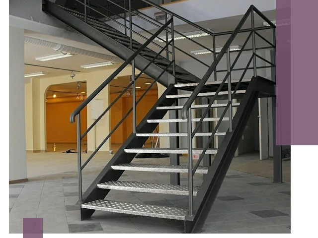 Лестницы для офиса в Белове: изготовление, монтаж, демонтаж