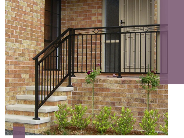 Уличные перила из металла под ключ в Белове