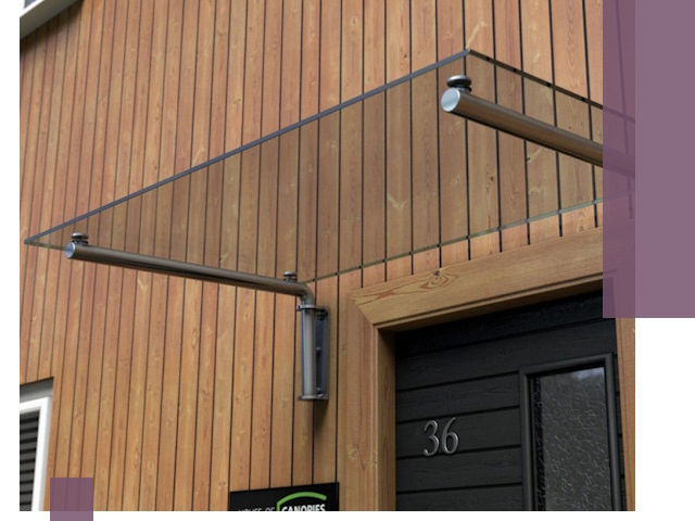 Стеклянные козырьки на входы и фасады в Белове