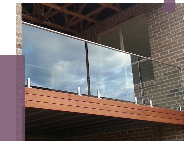 Стеклянные парапеты на крыше и террасе в Белове от 12216 руб. | ПРОЛЁТ-Блв