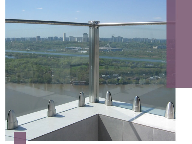 Стеклянные парапеты премиум класса в Белове для домов и бизнесов