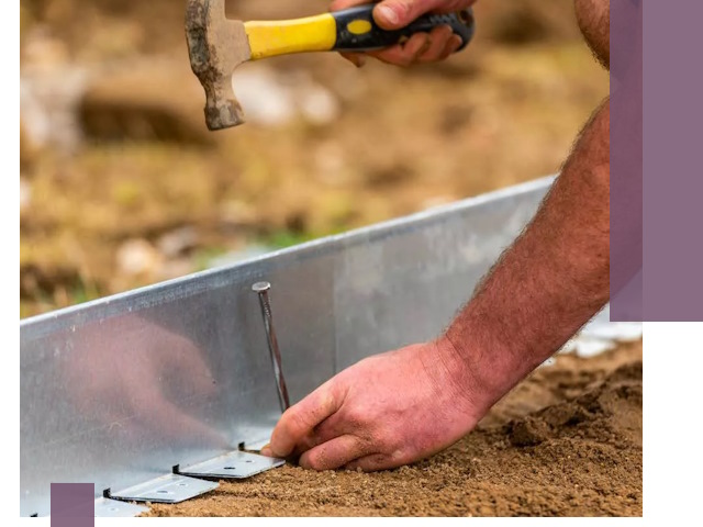 Монтаж металлических бордюров в Белове быстро и качественно