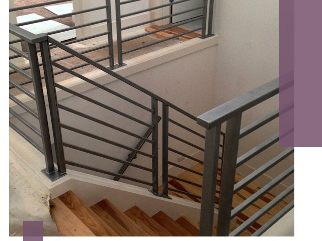 Изготовление поручней из металла и дерева в Белове